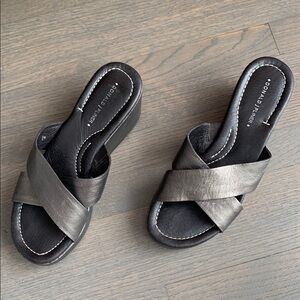 Donald J. Pliner Black Platform Shoes with Cross-Strap Design